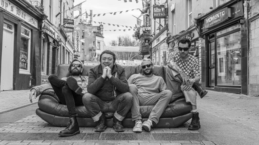 Slyrydes sort son tout premier&nbsp;album